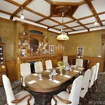 Idlewyld Inn & Spa 